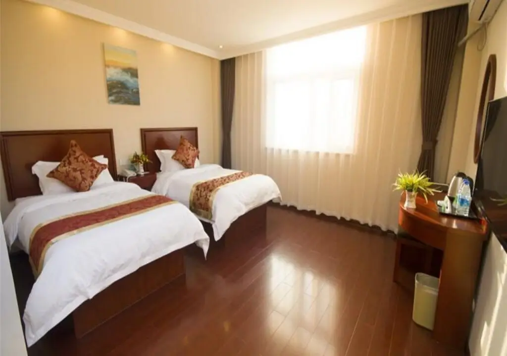 Green Tree Inn Taizhou Xinghua Wanda Plaza — фото 1
