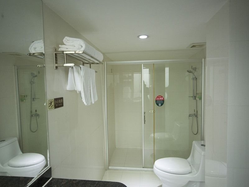 Гуанчжоу: GreenTree Inn GuangDong GuangZhou Dayuan Middle Road Foreigner College Express Hotel
