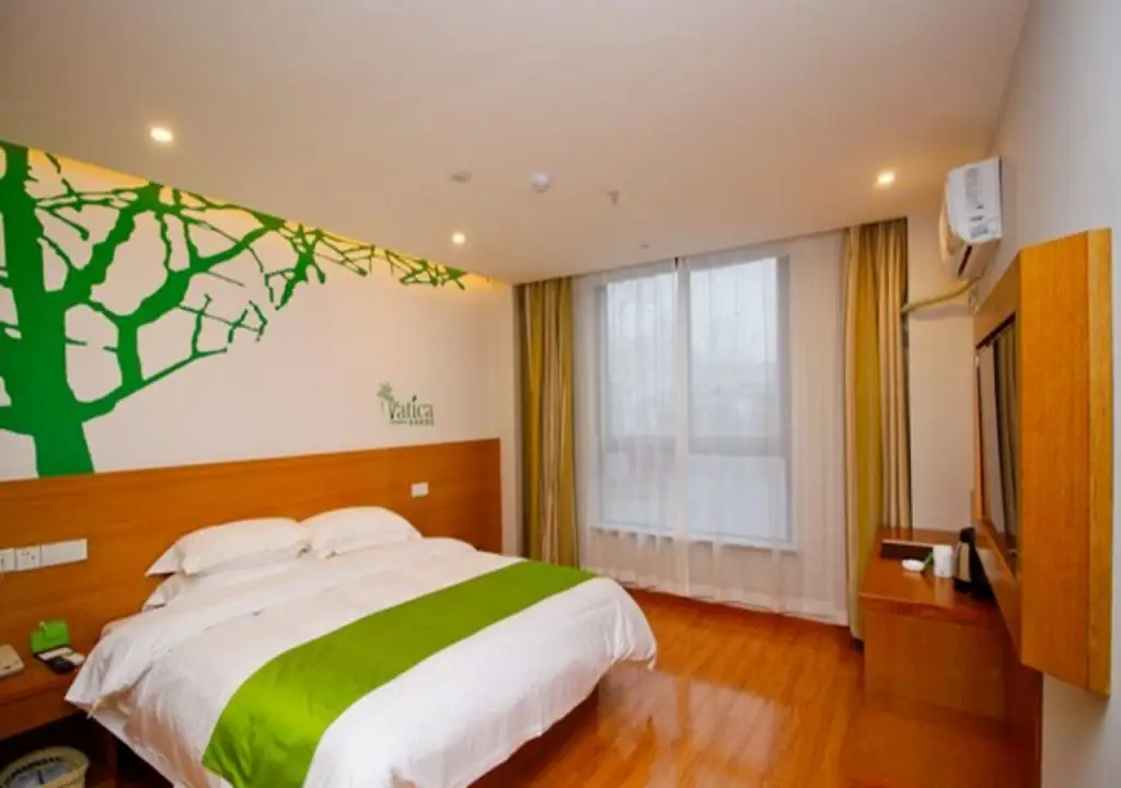 Сюйчжоу: Vatica XuZhou XinYi Railway Station Square Hotel