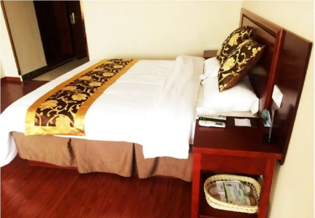 Тайан: GreenTree Inn Tai’an East Railway Station Caiyuan Street Express Hotel