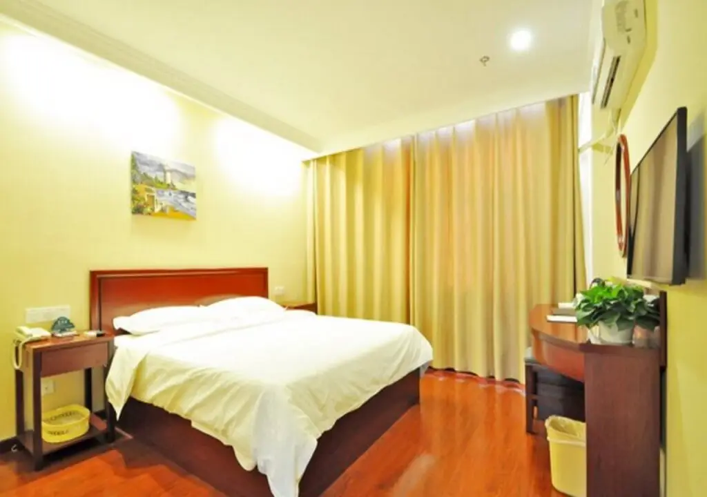 Линьи: GreenTree Inn LinYi Yitang Town Shuangling Road Express Hotel