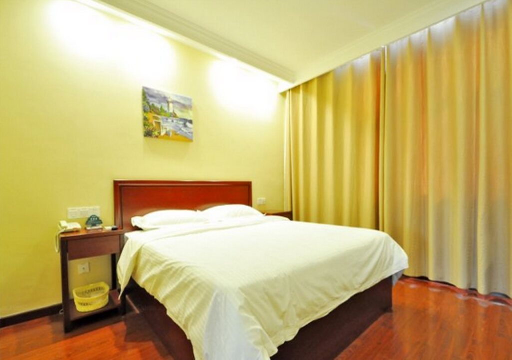Линьи: GreenTree Inn LinYi Yitang Town Shuangling Road Express Hotel