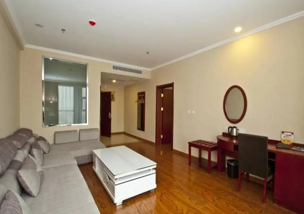 Линьи: GreenTree Inn ShanDong Linxi Lanling County Government Business Hotel