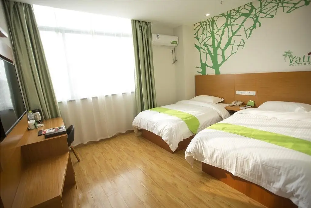 Хецзе: Vatica Heze Mudan Road Shangri-La Square Hotel
