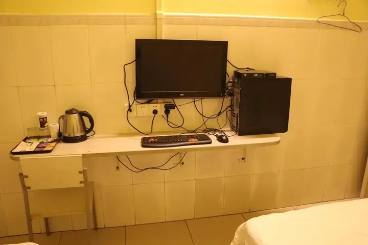 Гуанчжоу: On the Journey Express Hostel