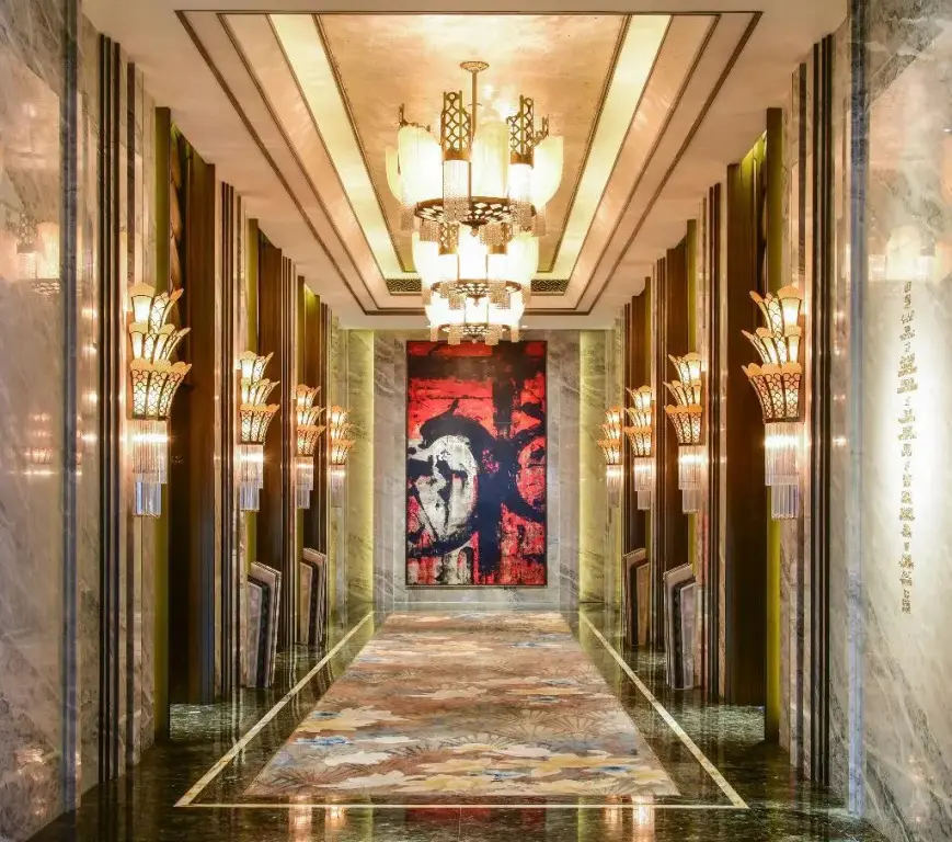 Шанхай: The St. Regis on the Bund, Shanghai