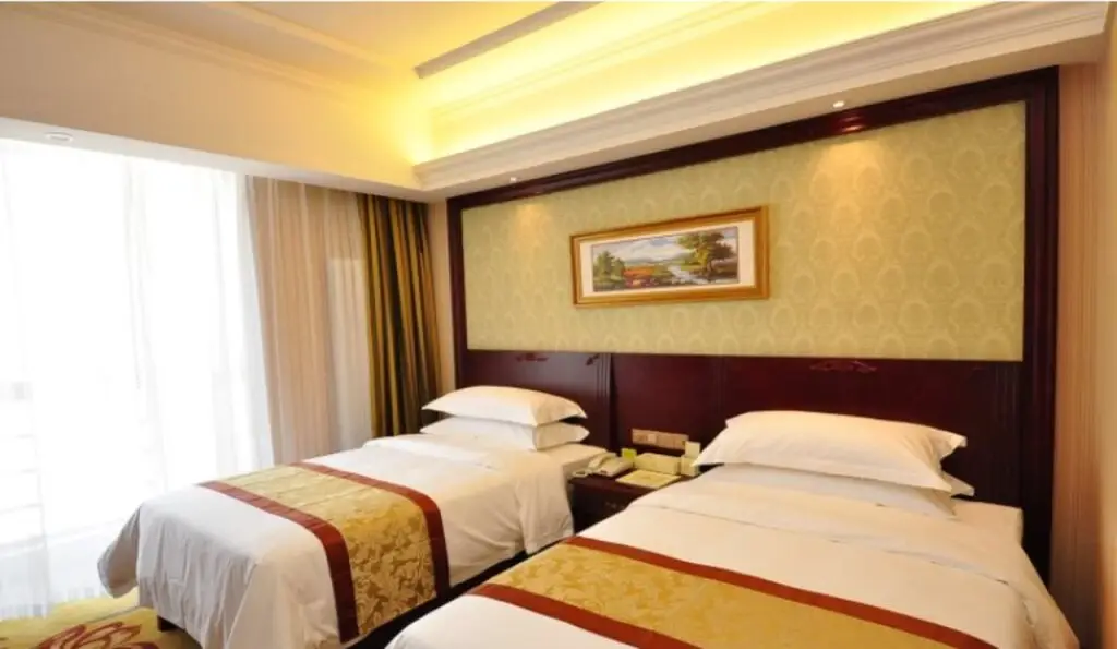Цзинань: Vienna Hotel Jinan Liancheng Square Branch