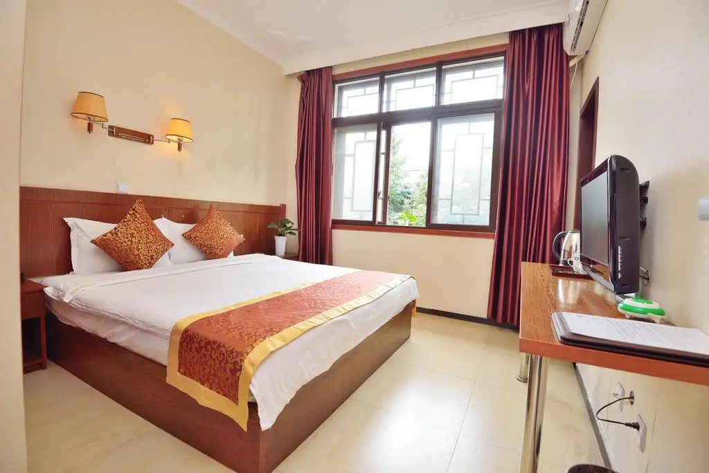 Чэнду: Lv Ye Ting Ge Hostel