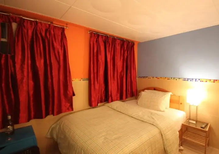 Гонконг: Hong Kong Inn