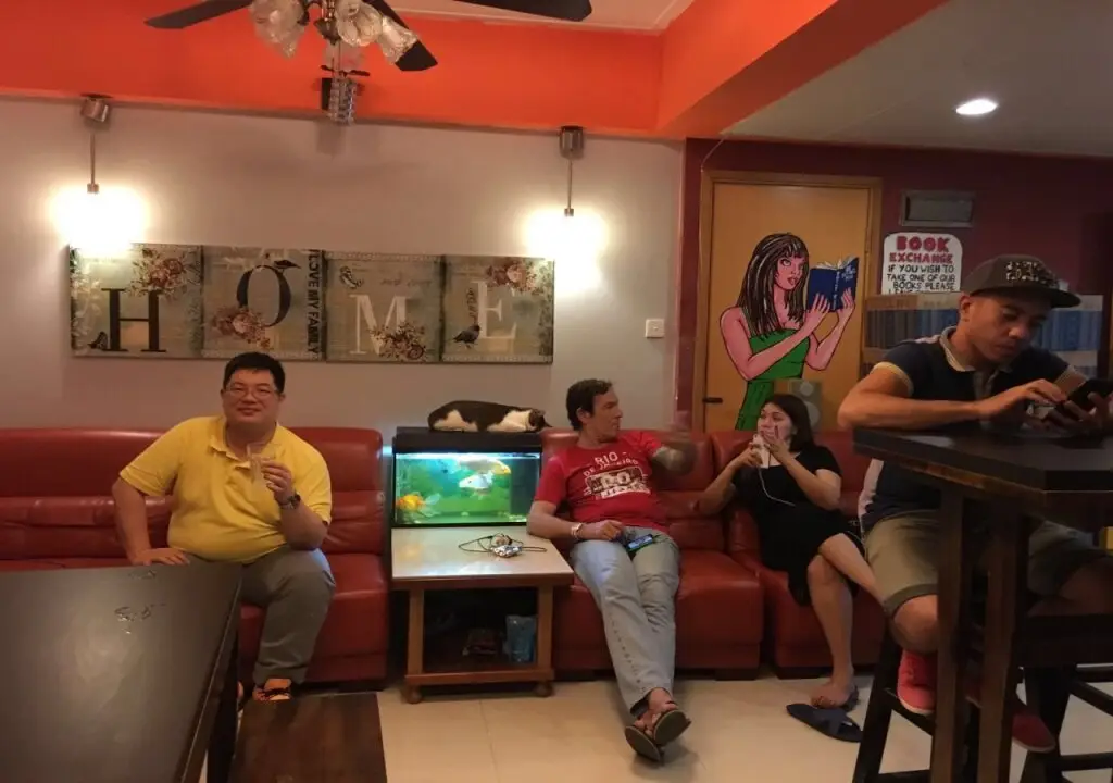 Гонконг: Hong Kong Inn