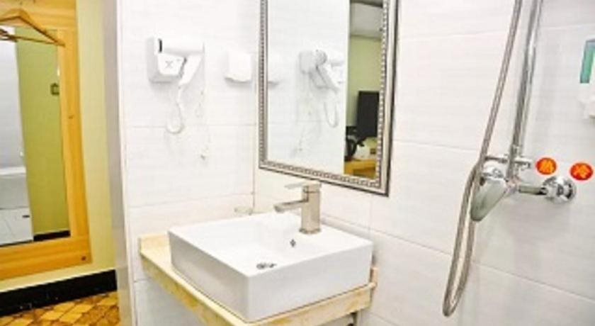 Гуанчжоу: Shiman Art Hotel (Guangzhou Chebei Subway Station)