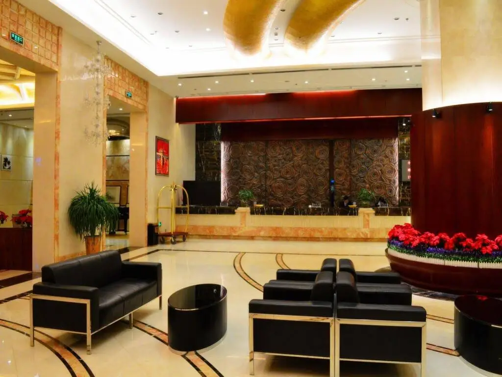 Тяньцзинь: Tianjin Huaxin Peninsula Hotel