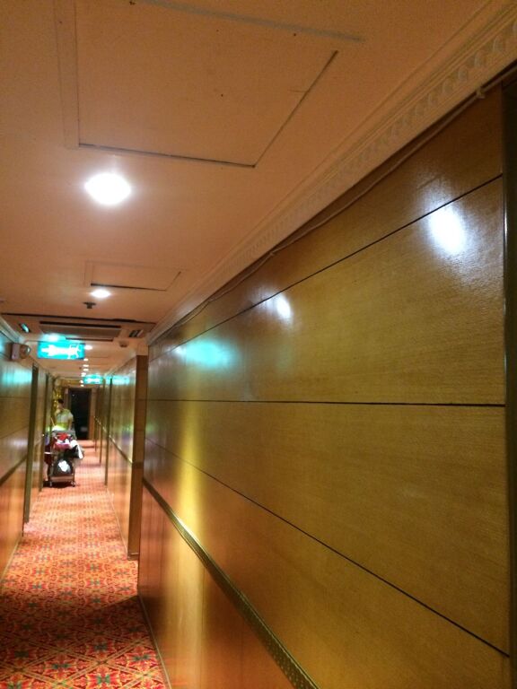 Гонконг: J Hotel