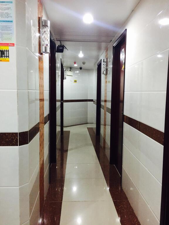 Гонконг: Kathmandu Guest House