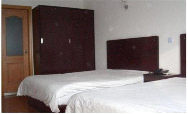 Шанхай: Meijia Holiday Inn