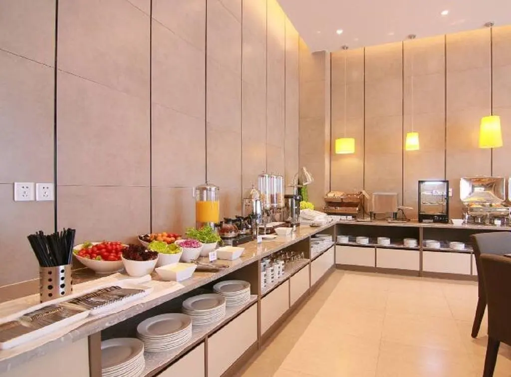 Шанхай: Home Inn Plus Kunshan Qianjin West Road Hongqiao