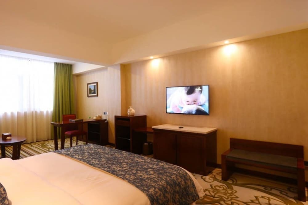 Чэнду: Pastoral Hotel (Chengdu Global Center)