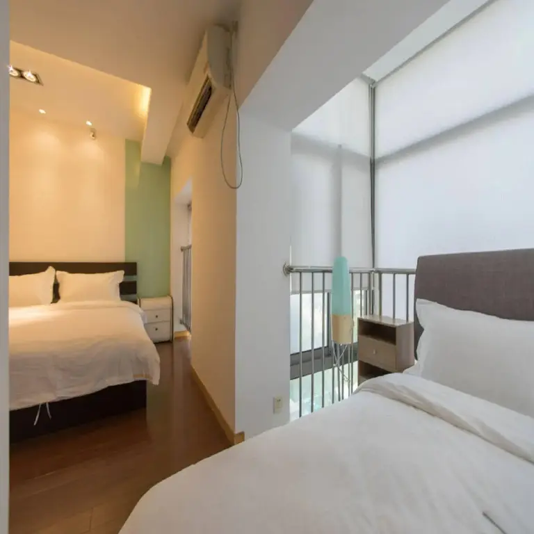 Century Home Service Apartment — фото 1