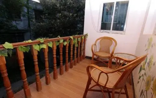 Цзясинь: Wuzhen Spring Family Inn