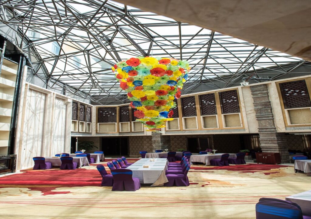 Цзючжайгоу: Golden Dragon Harbour Hotel