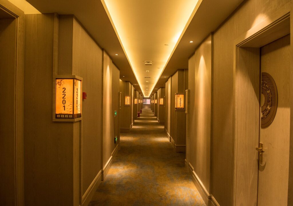 Цзючжайгоу: Golden Dragon Harbour Hotel
