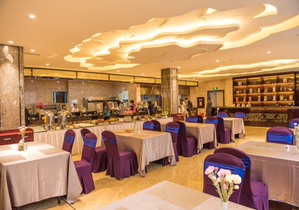Цзючжайгоу: Golden Dragon Harbour Hotel