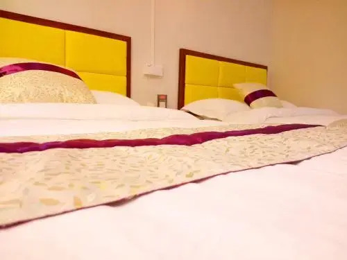 Гуанчжоу: Guangzhou South Railway Station Number One Apartment