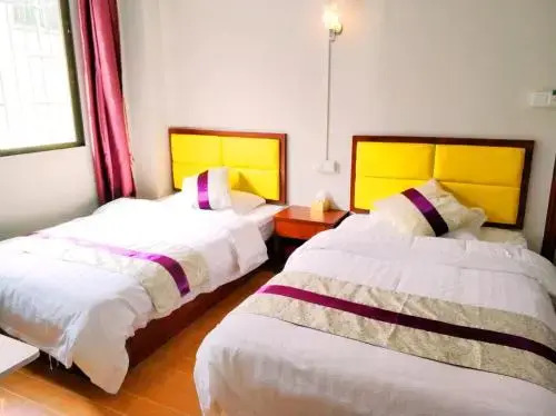 Гуанчжоу: Guangzhou South Railway Station Number One Apartment
