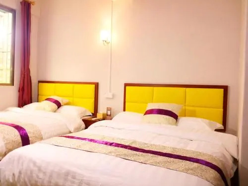 Гуанчжоу: Guangzhou South Railway Station Number One Apartment