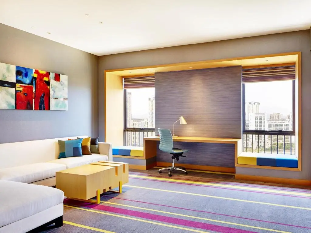 Шэньчжэнь: Aloft Dongguan Dynamic Town