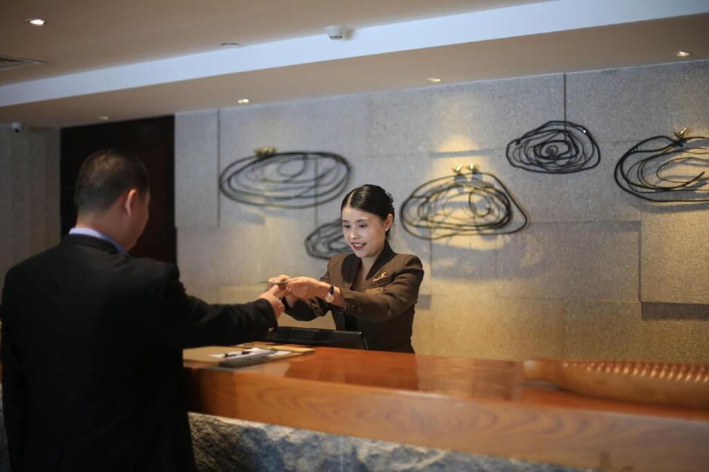 Шэньчжэнь: Relax Season Hotel (Shenzhen Dongmen)