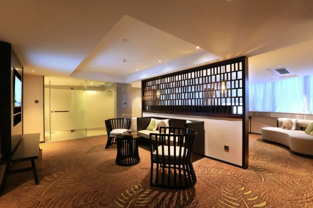 Шэньчжэнь: Relax Season Hotel (Shenzhen Dongmen)