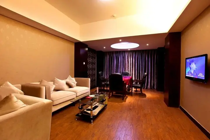 Чжанцзяцзе: Ziyu Hotel