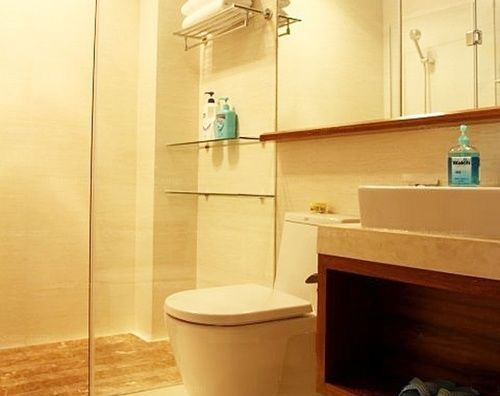 Дали: Bonum Lakeside Boutique Hotel