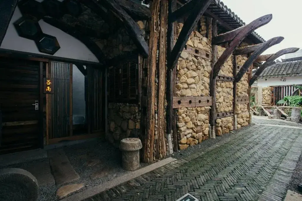 Цзясинь: Xitang Wutuobang Boutique Hotel