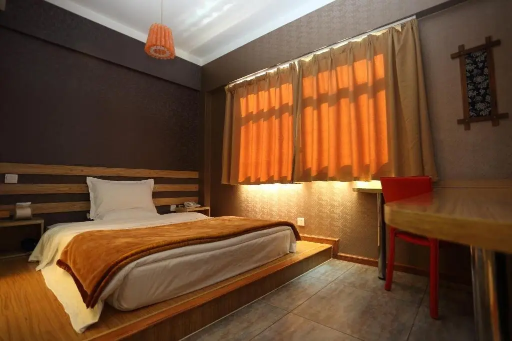 Куньмин: Kunming 701 Express Hotel