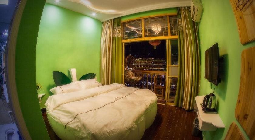 Сянси: Fenghuang Jinshuian Inn