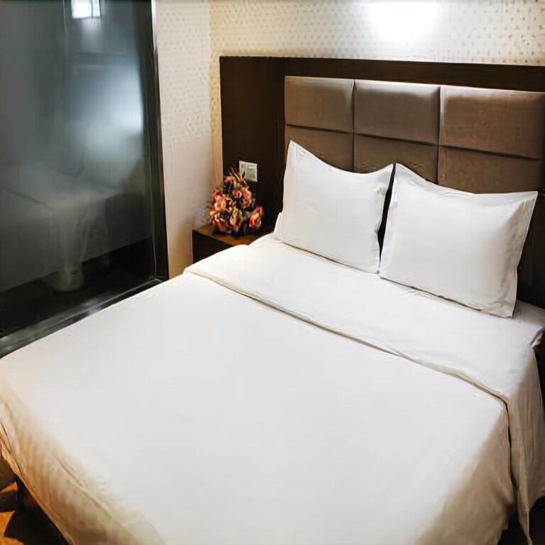 Ухань: Yanhai Star Holiday Inn