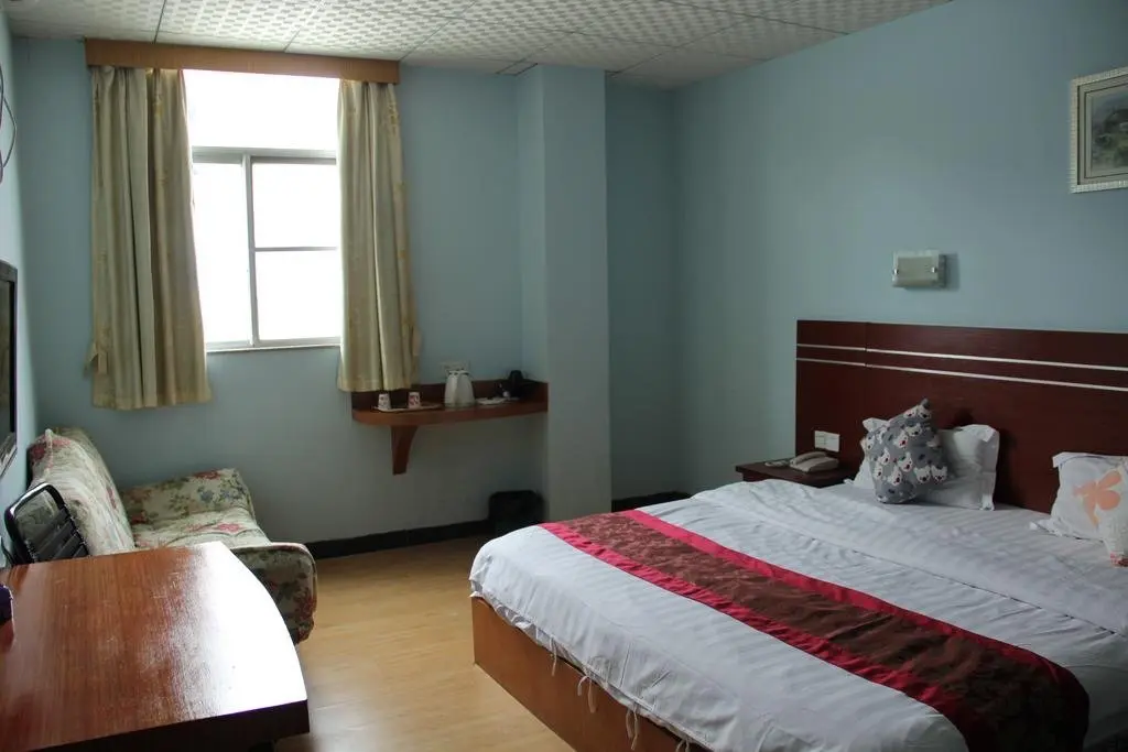 Гуанчжоу: Mingyue Hotel Airport Branch