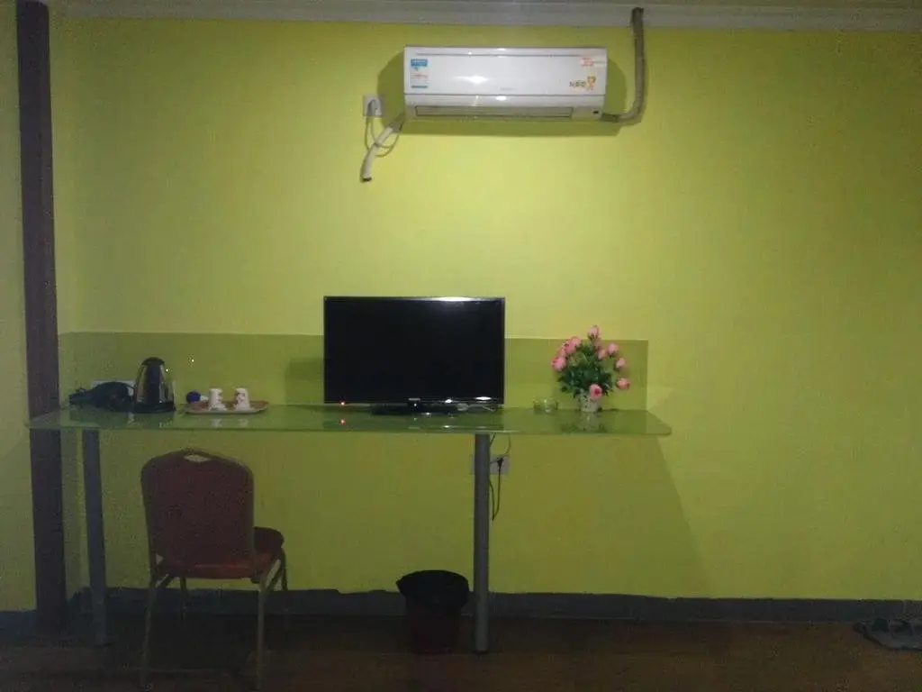 Гуанчжоу: Mingyue Hotel Airport Branch