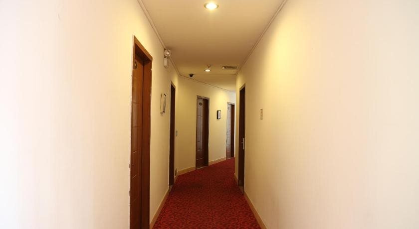 Riverside Hotel — фото 1