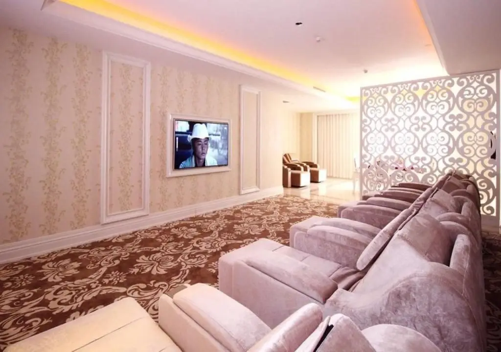 Гуанчжоу: Lake Piedmont International Hotel