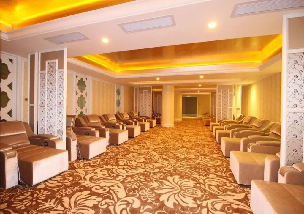 Гуанчжоу: Lake Piedmont International Hotel