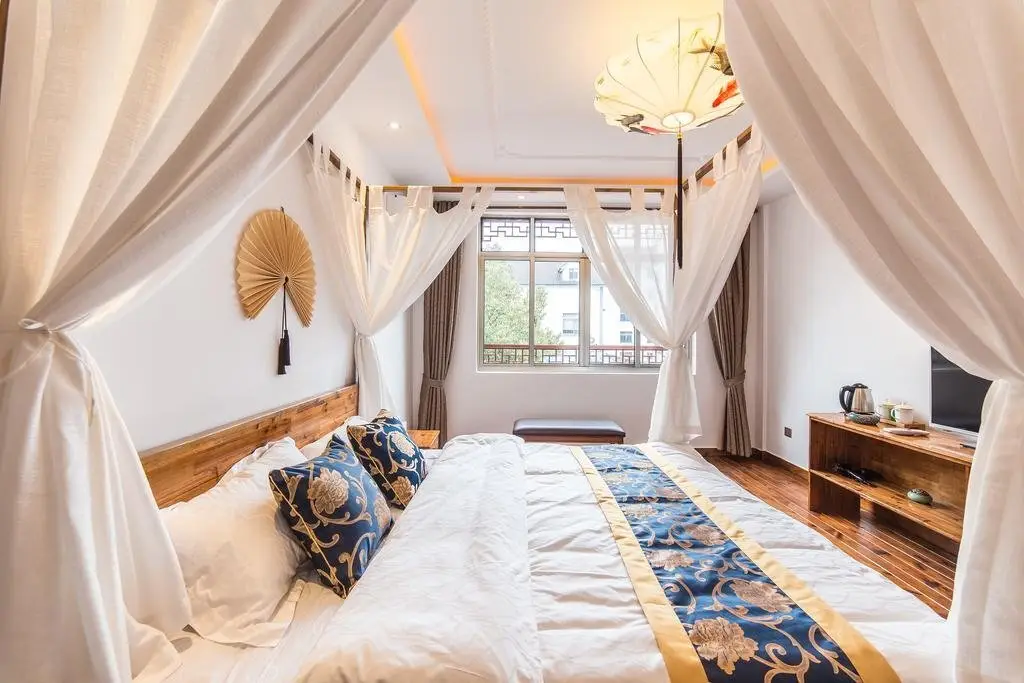 Шанхай: Zhouzhuang He Tang Yue Se Boutique Hotel