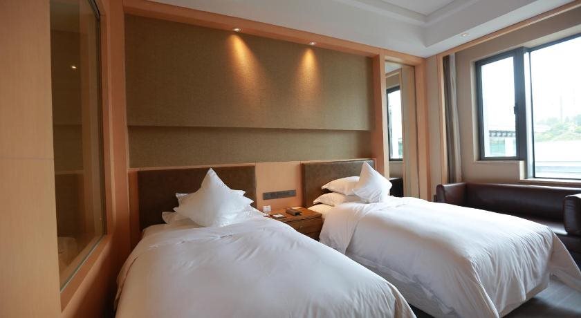 Цзиндэчжэнь: Gloria Resorts Jingdezhen Xishan Lake