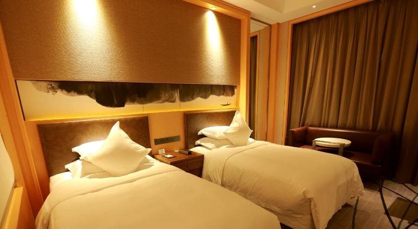 Цзиндэчжэнь: Gloria Resorts Jingdezhen Xishan Lake
