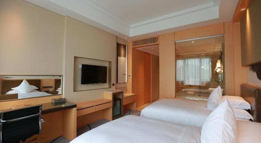 Цзиндэчжэнь: Gloria Resorts Jingdezhen Xishan Lake