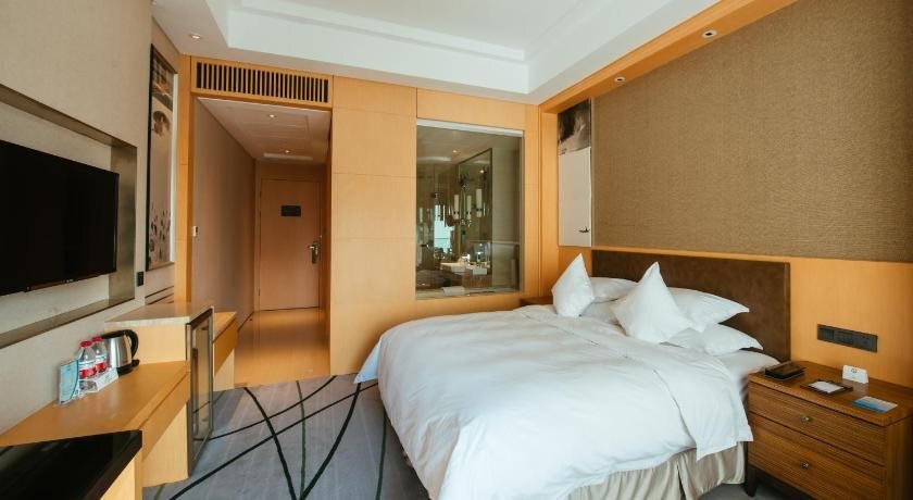Цзиндэчжэнь: Gloria Resorts Jingdezhen Xishan Lake