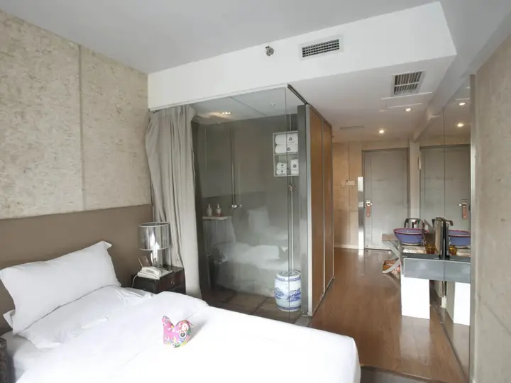 Циндао: China Community Art Habitat Hotel