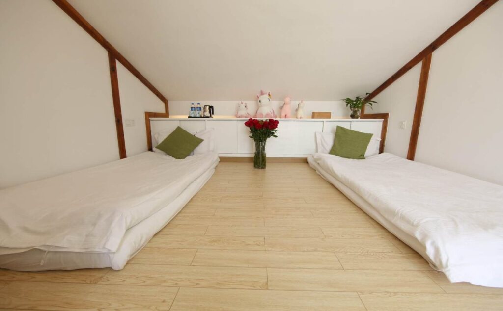 Дали: Dali Four Seasons Hostel
